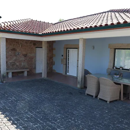 Qt Refugio De Rubiaes 1 Paredes De Coura Дом отдыха *