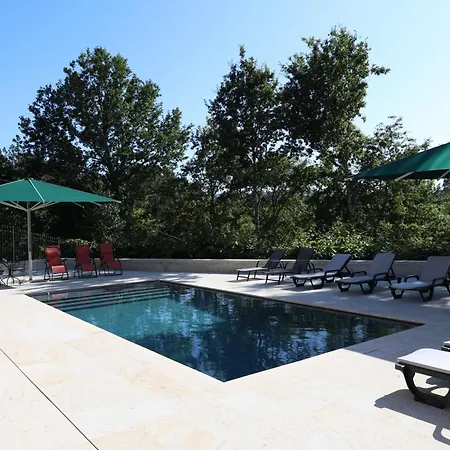 Qt Refugio De Rubiaes 1 Paredes De Coura *