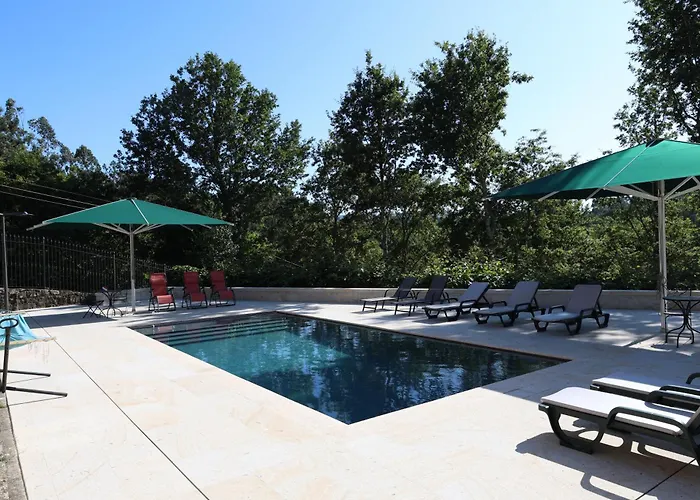 Qt Refugio De Rubiaes 1 Paredes De Coura *